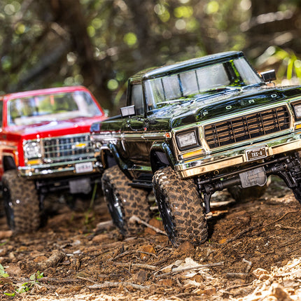 Traxxas TRX-4® 1/10 4WD RTR Scale & Trail® Rock Crawler w/1979 Ford® F-150® Ranger XLT Body (Black or Blue) (92144-4)