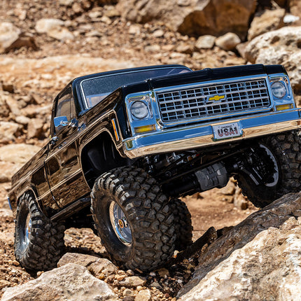Traxxas TRX-4® 1/10 4WD RTR Scale & Trail® Rock Crawler w/1979 Chevrolet® K10 Truck Body (Red or Black) (92154-4)