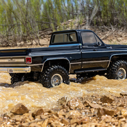 Traxxas TRX-4® 1/10 4WD RTR Scale & Trail® Rock Crawler w/1979 Chevrolet® K10 Truck Body (Red or Black) (92154-4)