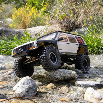 Axial SCX10 III Jeep CJ-7 V2 1/10 RTR 4WD Brushed Rock Crawler (Red or Copper) w/ 2.4GHz Transmitter (AXI03008V2) (Copy)
