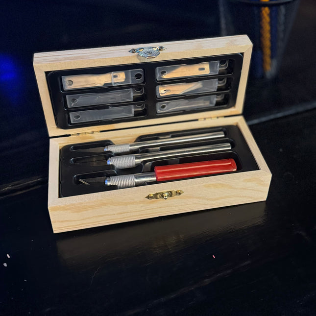 Boof RC Hobby Knife Set – 15 Blades, 3 Handles, Wooden Storage Case Part #: BFCUT003