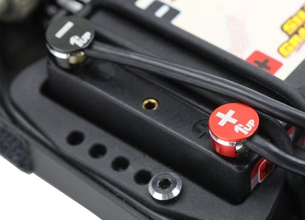1UP Racing LowPro Bullet Plug Grips w/ 5mm Bullets (Black/Red) – 190432