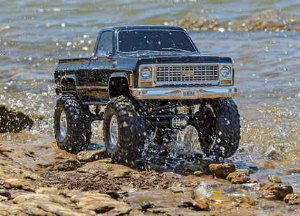 Traxxas TRX-4 1/10 Trail Crawler Truck w/'79 Chevrolet K10 Truck Body w/TQi 2.4GHz Radio