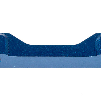 Team Associated RC10B74 Aluminum "B" Arm Mount (Blue)